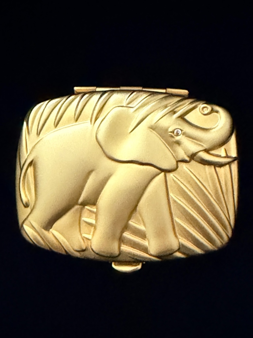 Estée Lauder Vintage Golden Elephant Powder Compact Gold Tone w/ Crystal Eye NEW